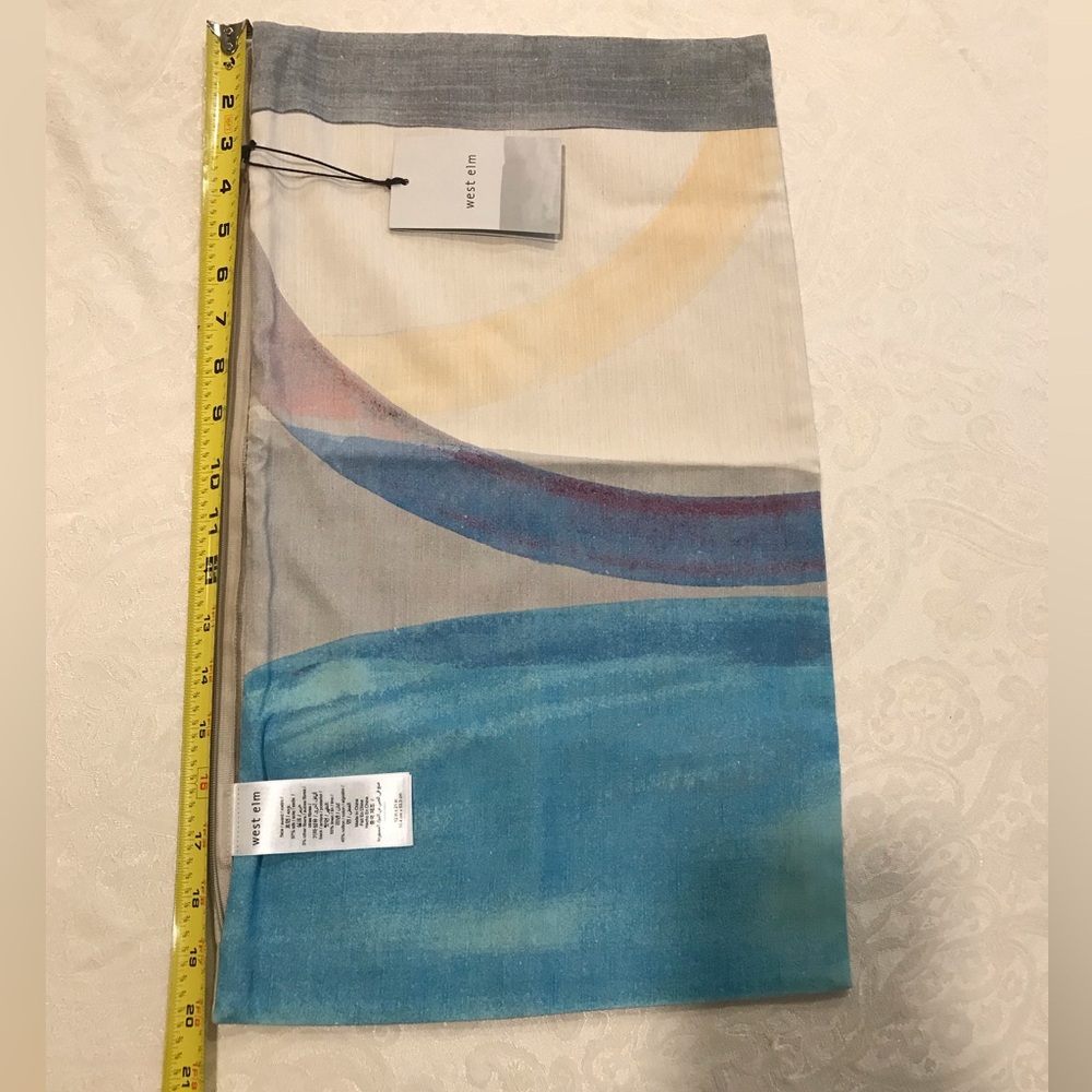 NWT West Elm 2 pillowcases - Picture 5 of 8